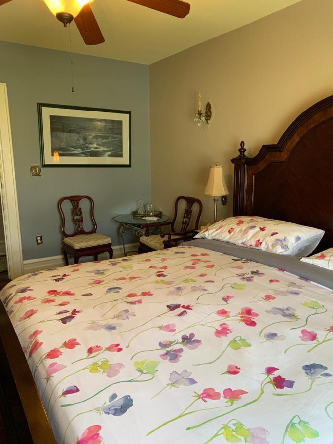 Green Oaks B&B Niagara-on-the-Lake Екстер'єр фото