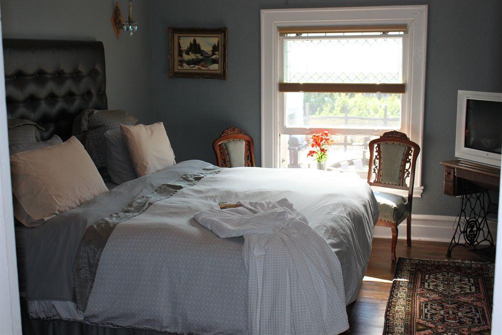 Green Oaks B&B Niagara-on-the-Lake Екстер'єр фото
