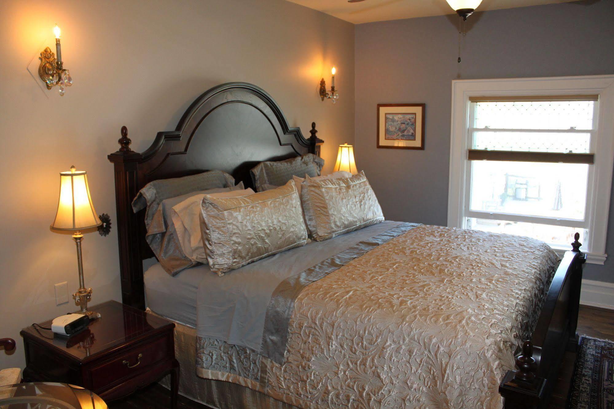 Green Oaks B&B Niagara-on-the-Lake Екстер'єр фото
