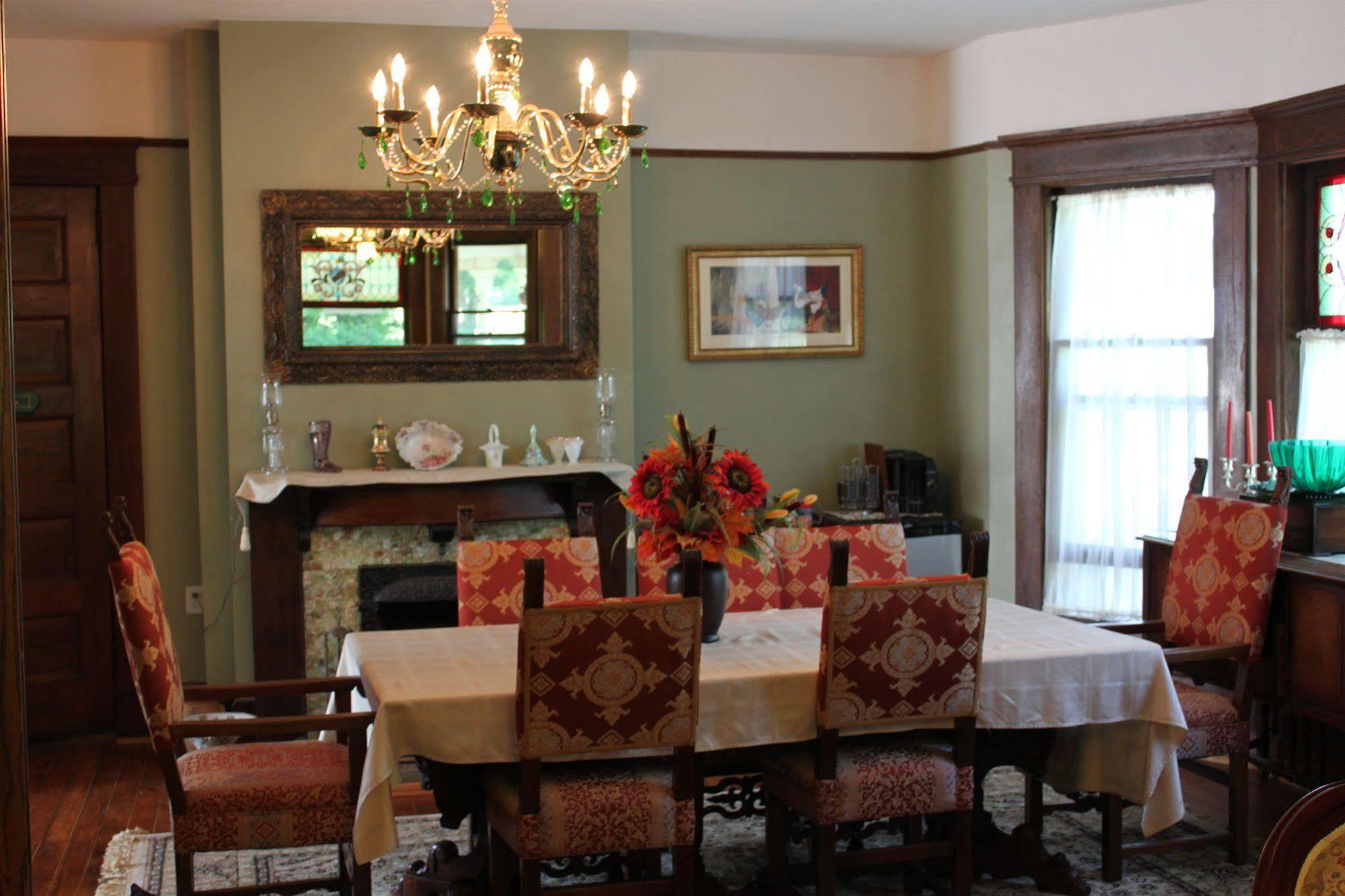 Green Oaks B&B Niagara-on-the-Lake Екстер'єр фото